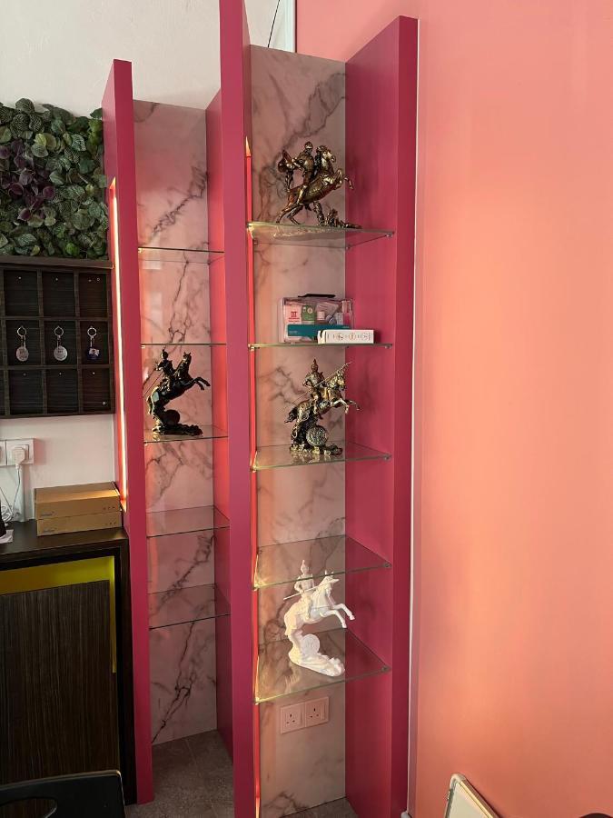 Knight Alley Hotel Тайпинг Екстериор снимка